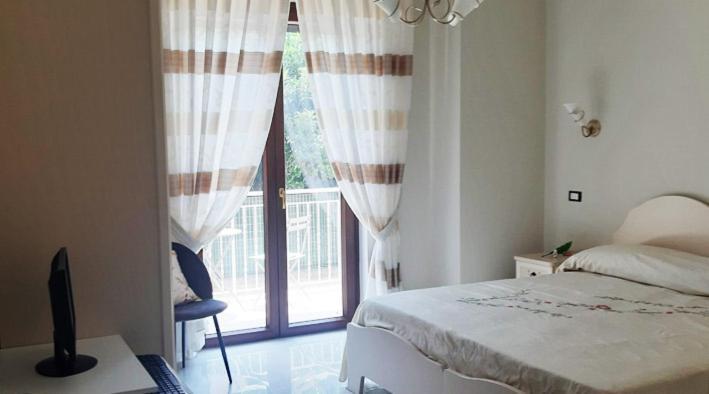 Domus In Fonte Bed and Breakfast Scafati Buitenkant foto